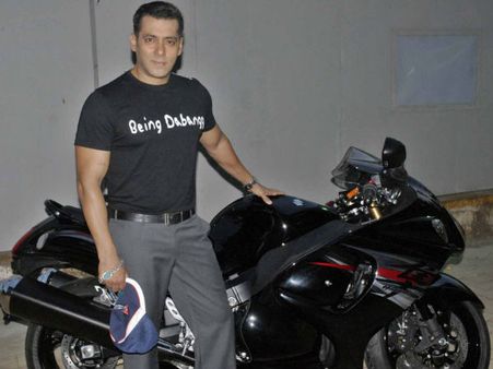 Salman Khan Will Marry On November 18, But Here's The Catch!