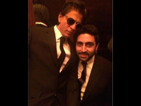 Shahrukh Khan Having An Affair With Abhishek Bachchan! Well, That's What He Wanted Media To Write