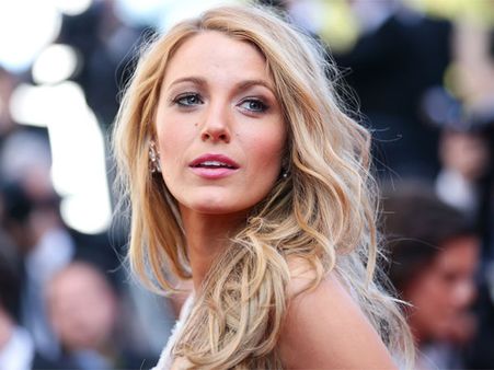Blake Lively Eyes A Possibility To Revive The Hit American TV Show Gossip Girl.