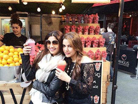 Shilpa Shetty Holidays In London With Her Sister Shamita Shetty!