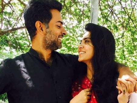 Alphonse Puthren & Aleena To Welcome Their First Baby