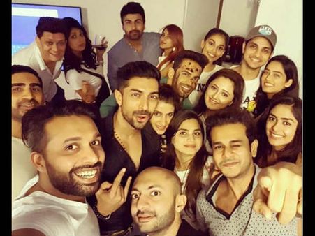 Nach Baliye 7 Gang Reunites At Upen Patel’s Birthday Bash! (PICS)