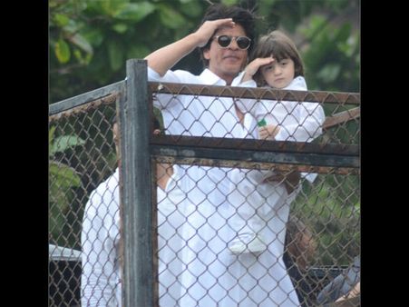 Awwdorable! This Is What Shahrukh Khan's Son AbRam Says When Asked Why He's So Cute!