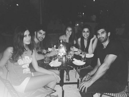 After Priyanka Chopra, Nargis Fakhri Joins Parineeti Chopra & Varun Dhawan For Dinner!