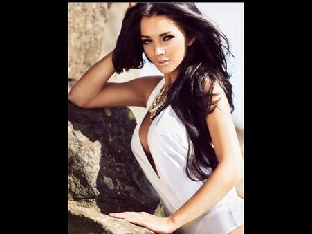 Amy Jackson Struggled With Acne Problem As A Teen