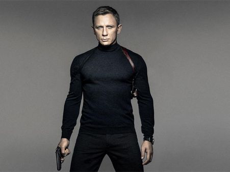 Daniel Craig Offered 1000 Crores To Reprise James Bond Role