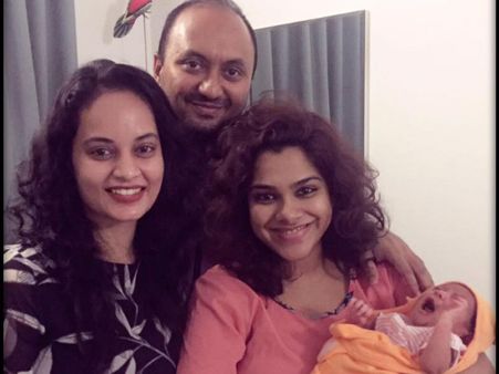 'Kaadhal' Sandhya Welcomes A Baby Girl!
