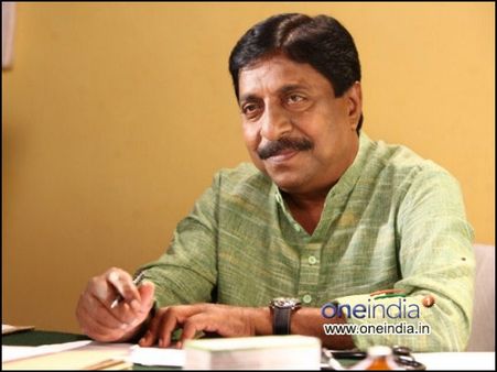 Sreenivasan's Next Titled As Ayal Sasi!