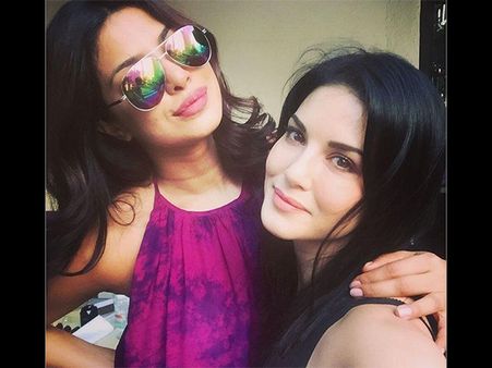 Someone Call The Fire Brigade! Priyanka Chopra & Sunny Leone Look Smoking Hot In This New Picture