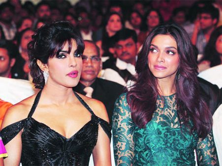 Deepika Padukone & Priyanka Chopra's Friendship Is Here To Stay & These Pictures Prove It!