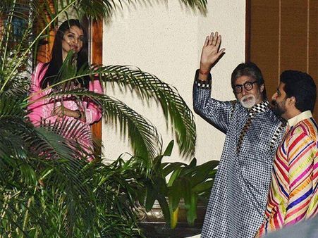 Aww! He Is Staring At His Beautiful Wife! Candid Pic Of Abhishek & Aishwarya Rai From Big B's B'Day