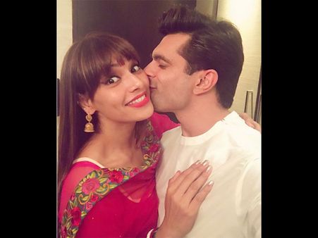 She Looks Breathtaking! Bipasha Basu Has Already Started Celebrating Her First Diwali Post Marriage