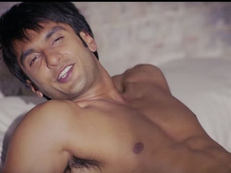 OMG! Ranveer Singh Has Shot Nude Scenes In Befikre; Says, 'You Will See My Butt Naked''