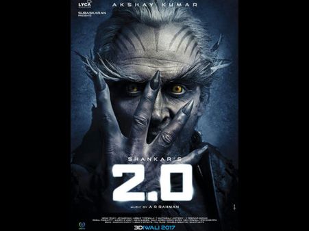 Akshay Kumar's Evil Look In Rajinikanth's '2.0' Wows Celebs!