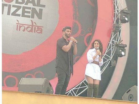 Coldplay Concert Pictures: Bollywood Celebs Give The Rockstars A Time They Will Never Forget