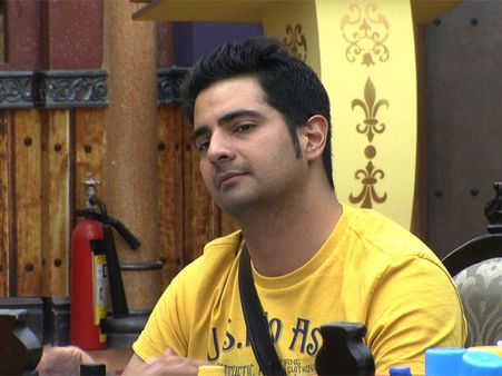 Bigg Boss 10: Reasons Why Karan Mehra Is The Most Respected Housemate In The House!