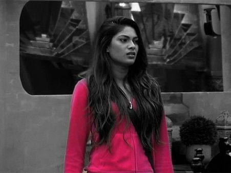Bigg Boss 10: Find Out Why Bani, Karan & Gaurav Are Insecure About Lopa!