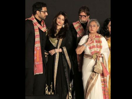 OOPS! While Aishwarya Rai, Abhishek & Big B Support Demonetisation, Jaya Bachchan Slams Modi For It