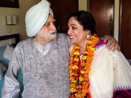 Kirron Kher's Father Colonel Thakur Singh Passes Away!