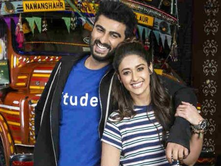 So Cute! Arjun Kapoor Is All Smiles With His ‘Sweety’ Ileana D’Cruz In This Mubarakan Still