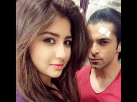 Yeh Hai Mohabbatein Spoiler: Is Sohail Blackmailing Ruhi?