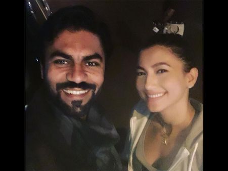 Here's What Happened When Bigg Boss 10 Contestant Gaurav Chopra Met Gauhar Khan!