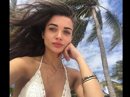 Must See Pictures! Amy Jackson Holidays In Tulum, Mexico!
