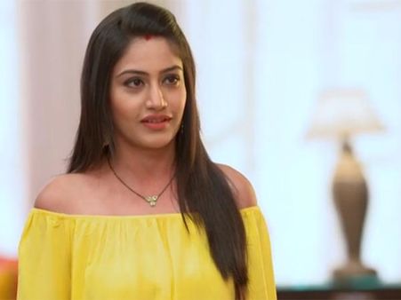 Ishqbaaz: Shivaay & Anika's Love Story Blossoms; Svetlana's Entry Brings Trouble In Oberoi Mansion!