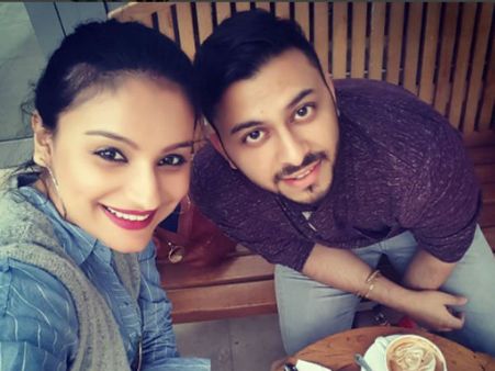 Aww So Cute! Dimpy Ganguly & Rohit Roy Share Adorable Pictures Of Their Baby Reanna