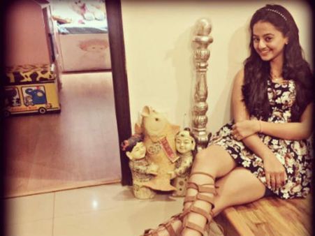 Happy Birthday Helly Shah: Television Actors Wish Swaragini Actress
