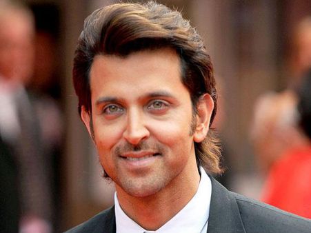 Hrithik Roshan Trusts People Too Easily: Rakesh Roshan