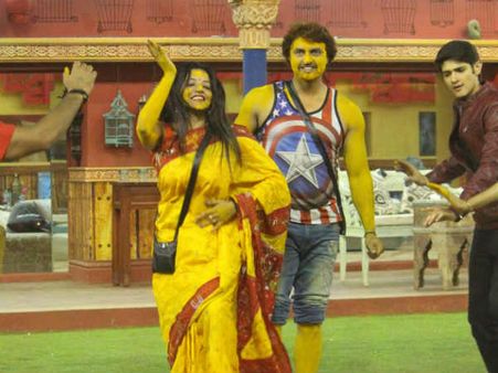 Here's What Bigg Boss 10 Fans Think About Monalisa-Vikrant’s Marriage!