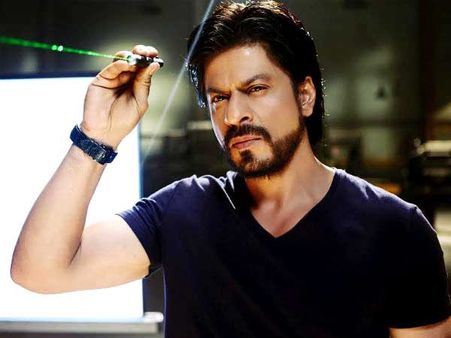Shahrukh Khan Dons Host Avatar Again; The Actor To Host A Talk Show On Star Plus!