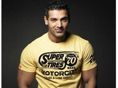 John Abraham To Be The Chief Guest At A Beauty Pageant For Visually-Impaired Girls!