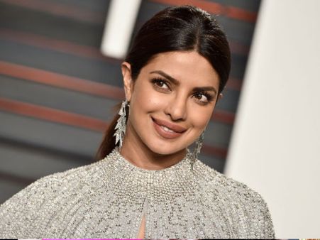 Priyanka Chopra's Ventilator Wins Best Screenplay Award At Pune International Film Festival!