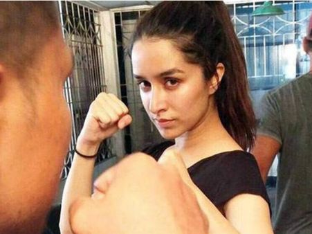 Can't Hit The Gym? No Problem! Shraddha Kapoor Has 'Dancercise' To The Rescue!