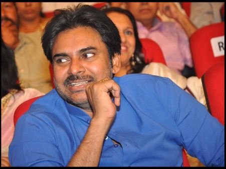 Here’re The Details Of Katamarayudu Pre-Release Function