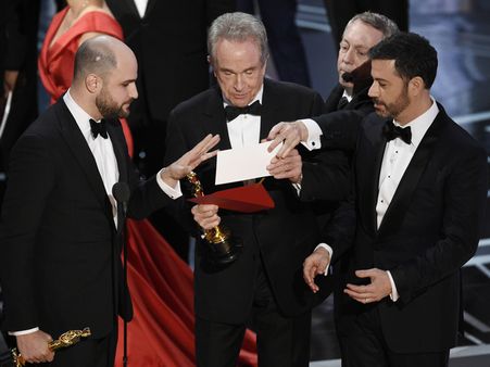 Warren Beatty The Real Hero Of Oscars Says Producer Michael De Luca
