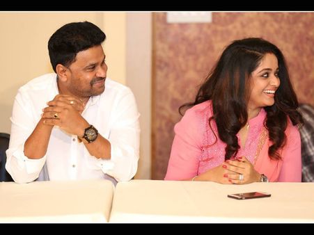 PHOTOS: Dileep And Kavya Madhavan's First Public Appearance Post Marriage