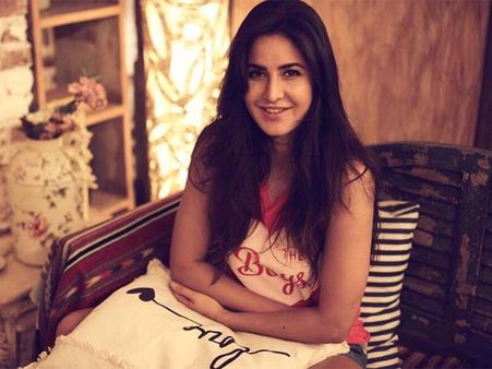LOL! Katrina Kaif Invites Fans To Her New Home & They Are Going Crazy..