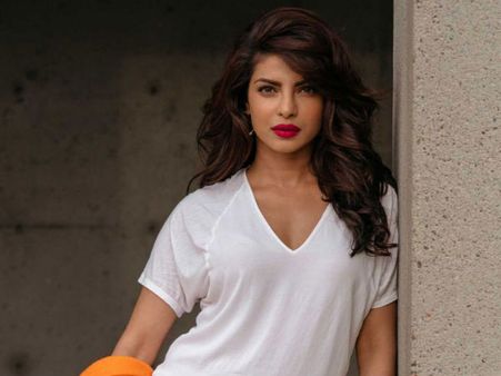 Priyanka Chopra Opens Up At The Baywatch Press Conference & Speaks Her Heart Out!