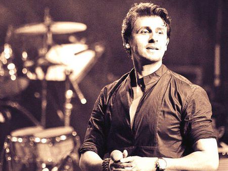 Sonu Nigam: Ready To Apologise If My Tweets Were 'Anti-Muslim'