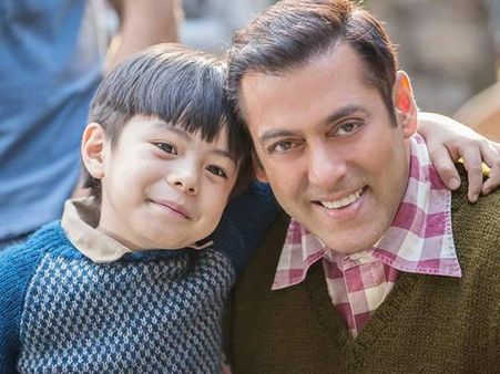 Salman Khan Opens Up About His Facial Nerve Disorder! Says Fans Just Don't Care!