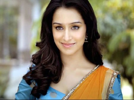 I Laugh On My Link-Up Rumours With Farhan Akhtar: Shraddha Kapoor