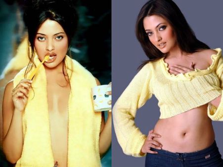 Riya Sen Is A Timeless Beauty Who Never Ages! These Sultry Pictures Of Riya Are Too Hot To Handle