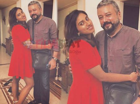 Is Malavika Jayaram's Entry To Films On Cards? Jayaram Answers