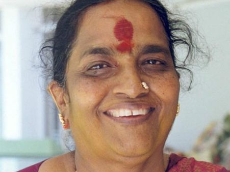 Parvathamma Rajkumar To Be Buried With State Honours