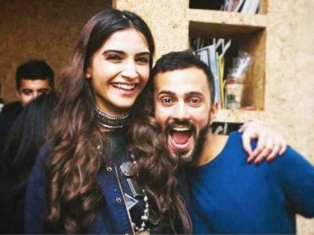 FINALLY! Sonam Kapoor Introduced Anand Ahuja As Her 'Boyfriend' To This Actress
