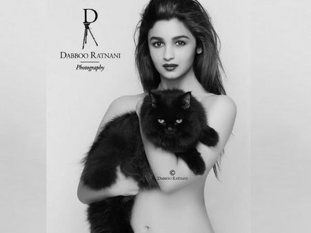 Alia Bhatt Poses TOPLESS For Dabboo Ratnani's Calendar, With A Cat!