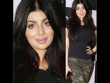 REAL OR FAKE! Here Is The Hidden Truth Behind The Shocking Plastic Surgery Of Ayesha Takia!
